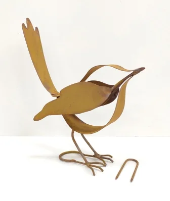 ABSTRACT RUSTIC WREN